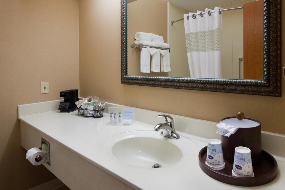 Hampton Inn Mount Pleasant Eksteriør billede