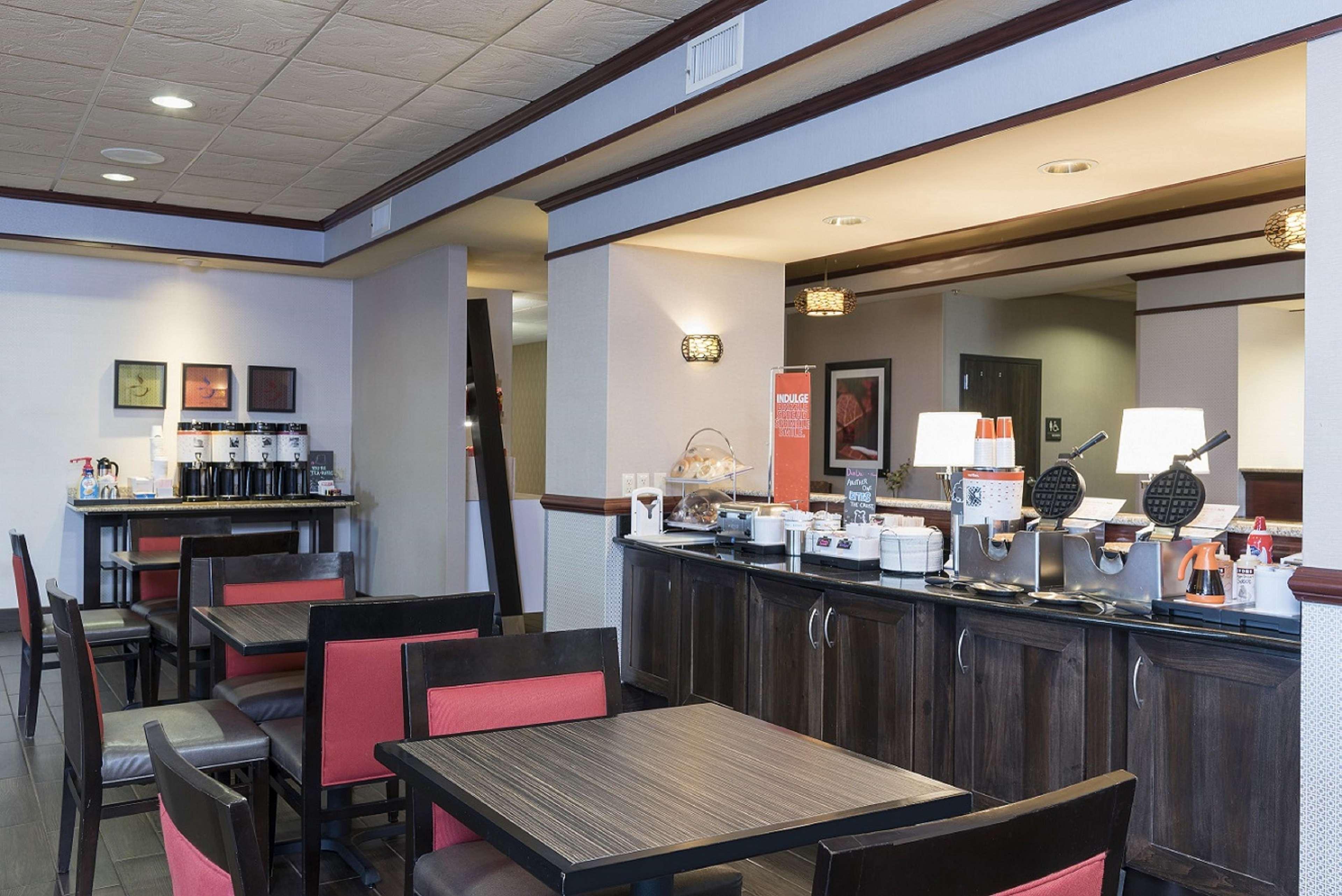 Hampton Inn Mount Pleasant Eksteriør billede
