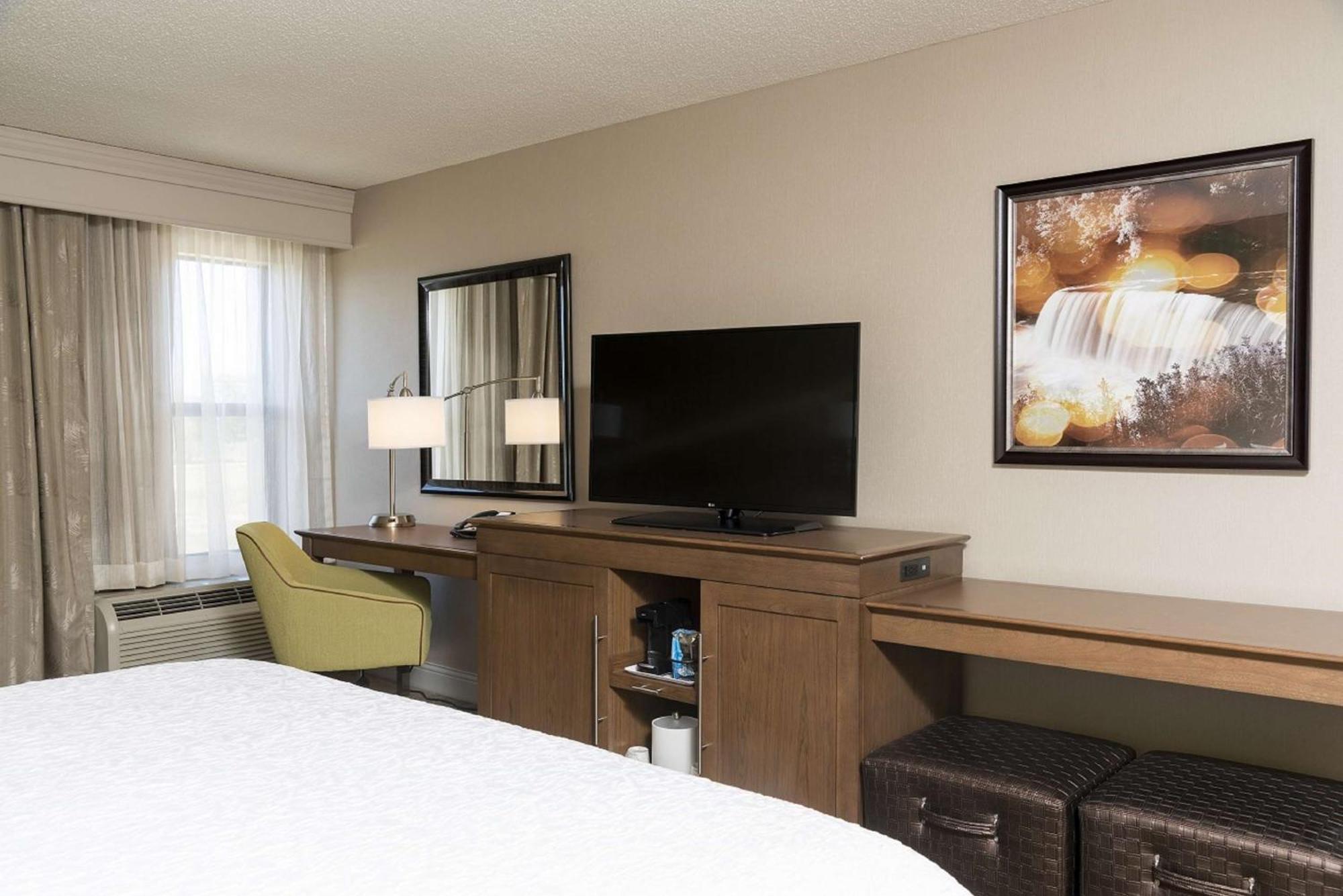 Hampton Inn Mount Pleasant Eksteriør billede