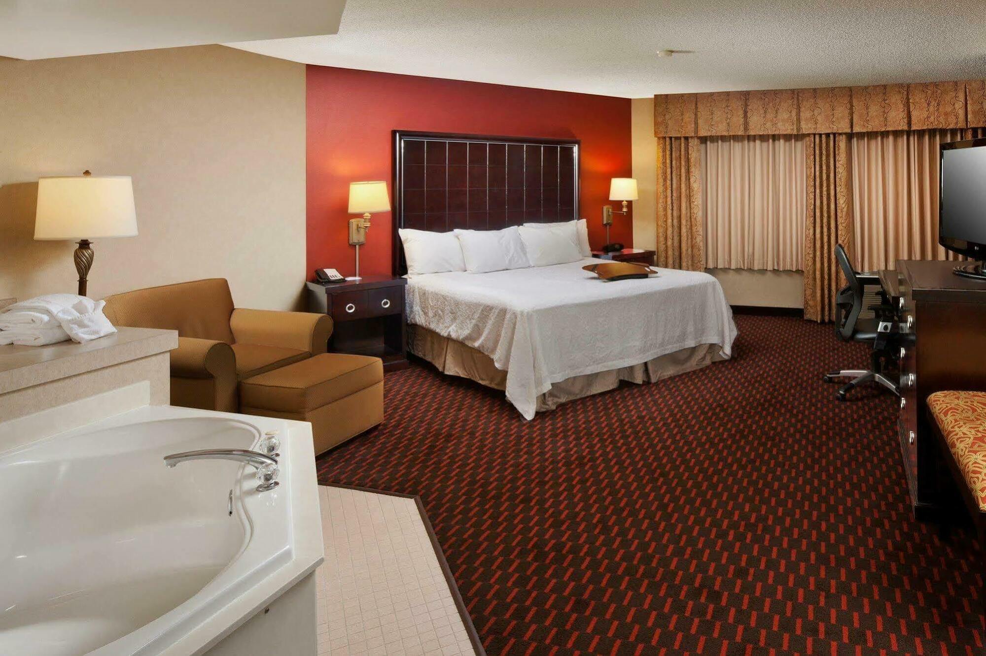 Hampton Inn Mount Pleasant Eksteriør billede